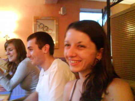 C&eacute;dric entour&eacute; d'Elodies